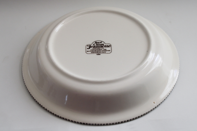 vintage Currier  Ives homestead winter scene black transferware pie plate Royal China
