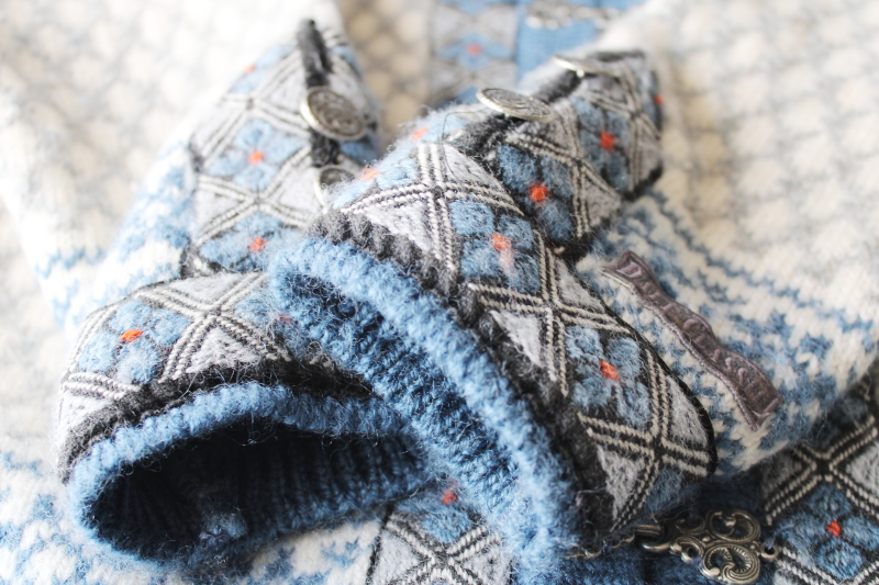 vintage Dale of Norway hand knit wool sweater w/ pewter clasps, Scandinavian fair isle knitting