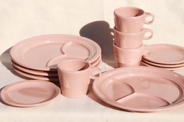 vintage Dallas Ware pink melmac cafeteria dishes set for 4 - divided plates, mugs
