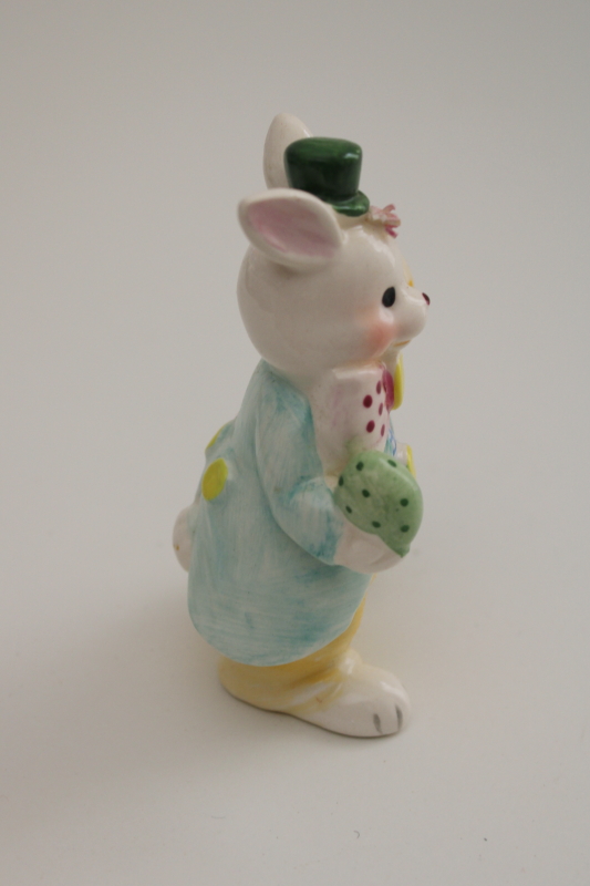 vintage Enesco ceramic Easter bunny w/ eggs figurine Taiwan label 1980s