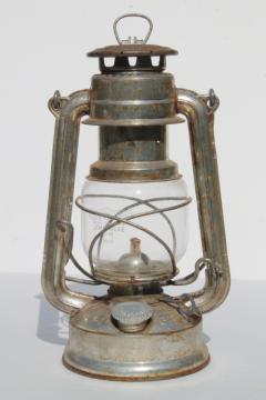 vintage Feuerhand baby lantern #275 w/ glass shade, made in Western Germany