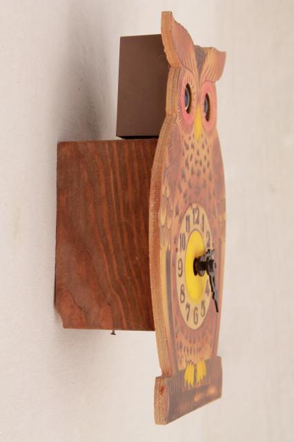 vintage German black forest owl animated clock moving eyes cuckoo clock 