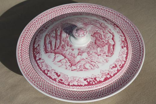 vintage Homer Laughlin red transferware Currier & Ives covered bowl