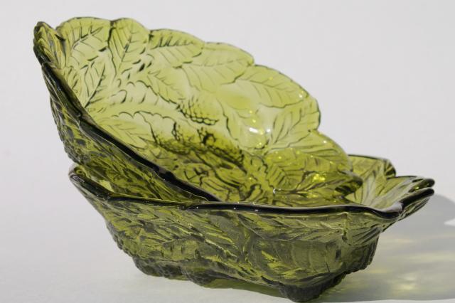 vintage Indiana glass loganberry pattern glass bowls, avocado green glass bowls w/ blackberries