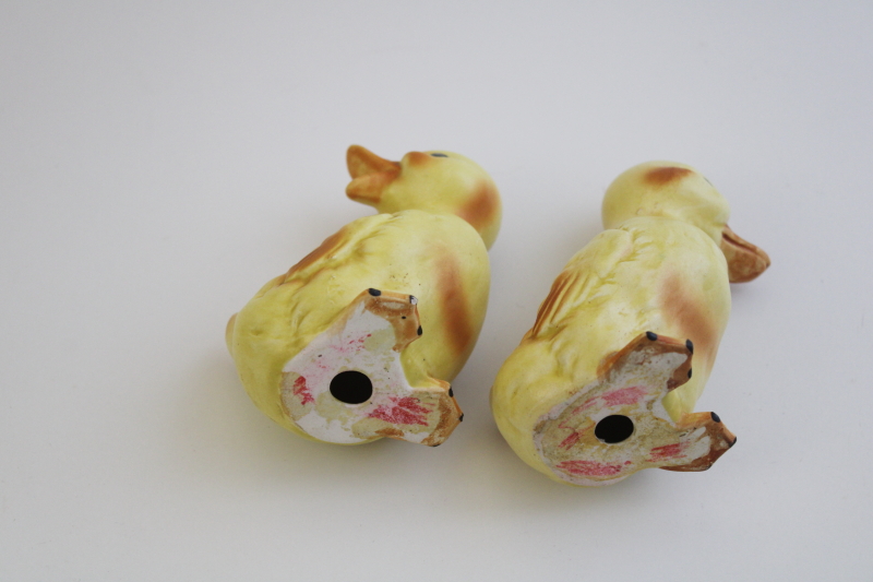 vintage Lefton figurines, ceramic ducklings, yellow baby ducks for Easter decor