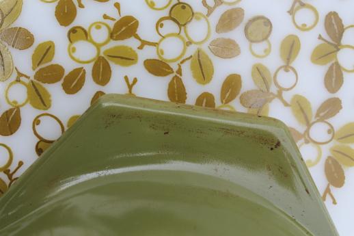 vintage Pyrex verde mistletoe green large oval casserole & print glass cover
