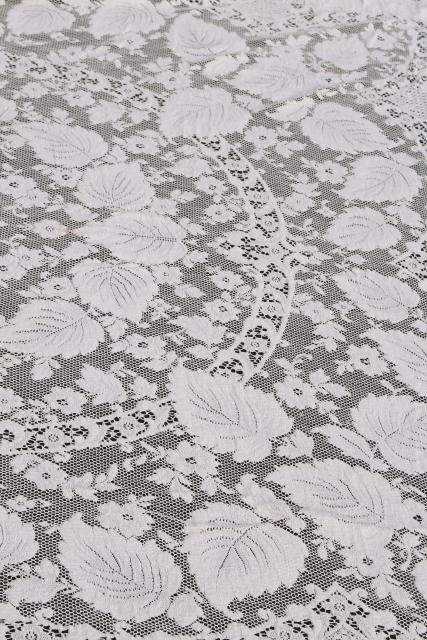 vintage Quaker label cotton lace tablecloths, creamy off-white pale ivory lace table covers 