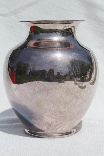 vintage Reed & Barton silver plate trophy urn vase w/ engraved F monogram letter Old English