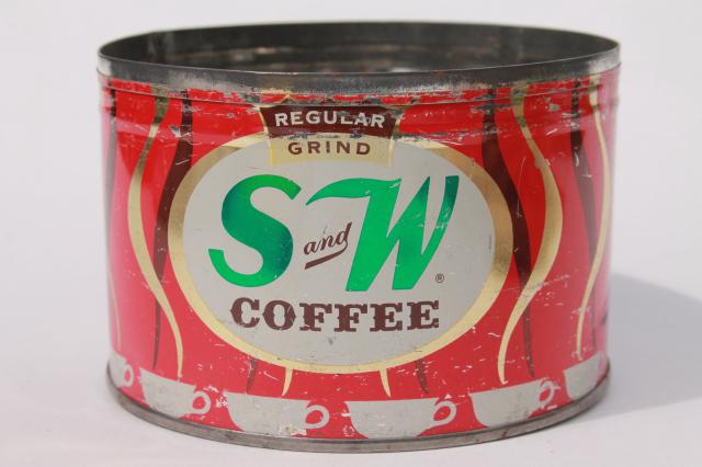 vintage S&W coffee can w/ old wooden clothespins, primitive country kitchen collectibles