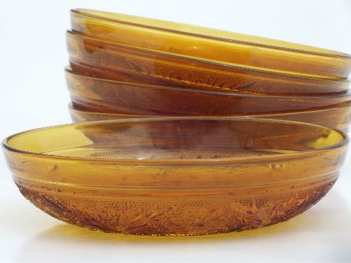 vintage Tiara sandwich glass soup bowls, daisy pattern amber glass 