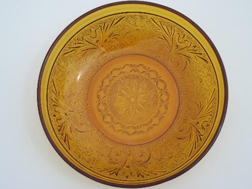vintage Tiara sandwich glass soup bowls, daisy pattern amber glass