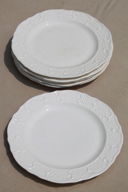 vintage Vogue Washington Colonial antique white embossed border dinner plates