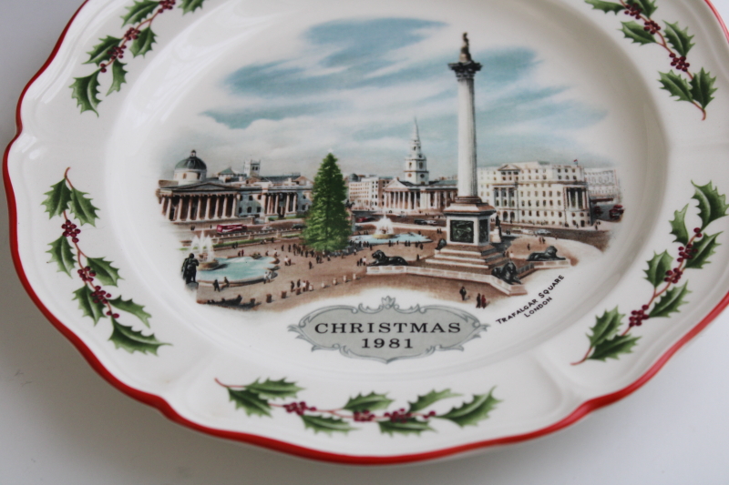 vintage Wedgwood Queens Ware Christmas plate, print holly border, Alan Price London Trafalgar Square