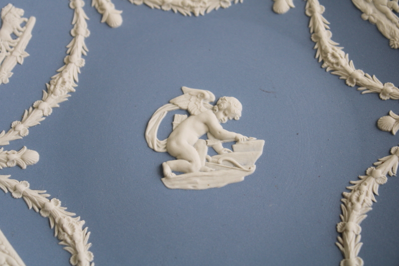 vintage Wedgwood jasperware china serving plate, light blue  cream cameo Cupid w/ bow center