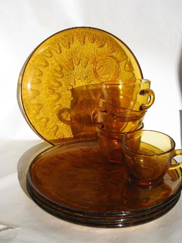 vintage amber glass snack sets, round starburst plates & cups
