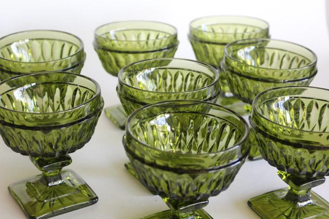 vintage avocado green glass Mt Vernon stemware, champagne or sparkling wine glasses