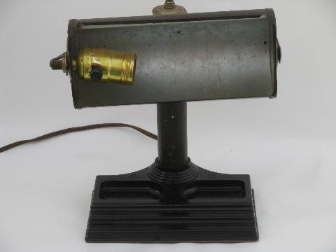 vintage banker's desk lamp, metal shade on bakelite base, antique electric light