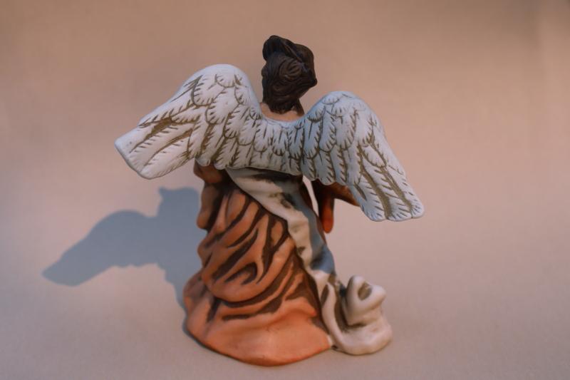 vintage bisque china Christmas angel music box Joy to the World 70s Roman label