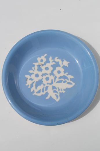 vintage blue & white Cameoware pie plate, Harker pottery cameo ware pie pan