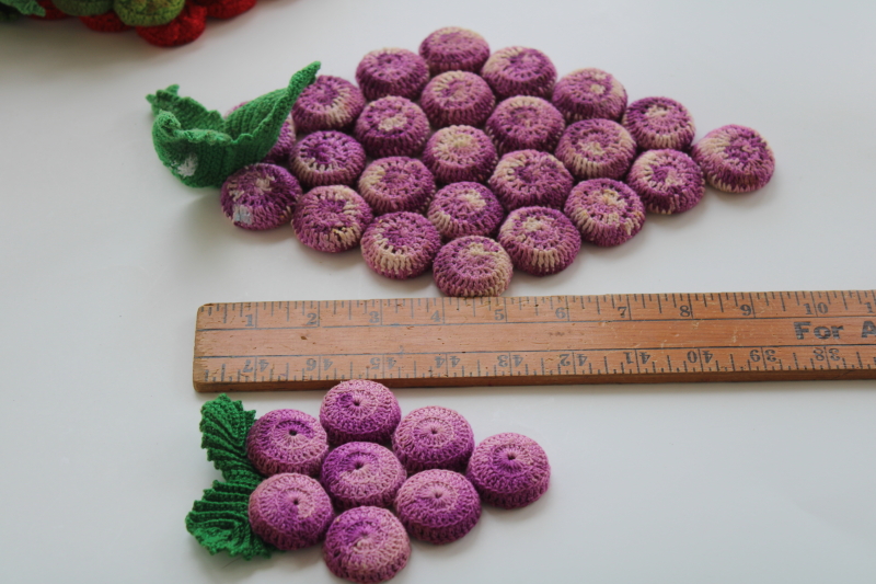 vintage bottle cap crochet purple grapes red raspberries, hot mats trivets lot, retro kitchen decor