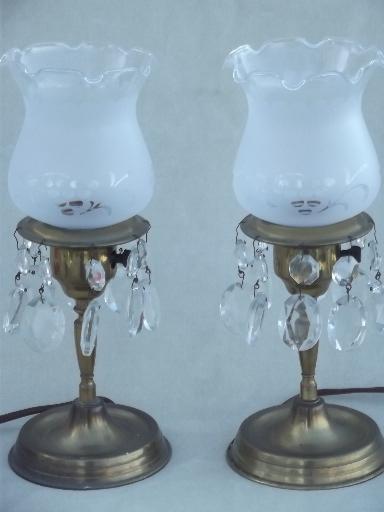 vintage brass mantel lamps pair w/ glass shades and teardrop prisms