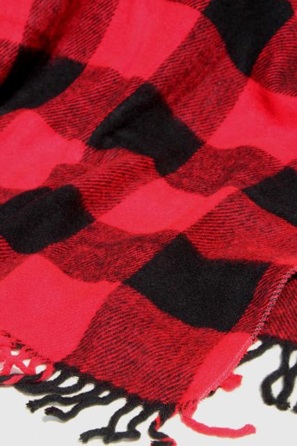 vintage buffalo plaid red & black checked throw blanket, rustic lumberjack camp style 
