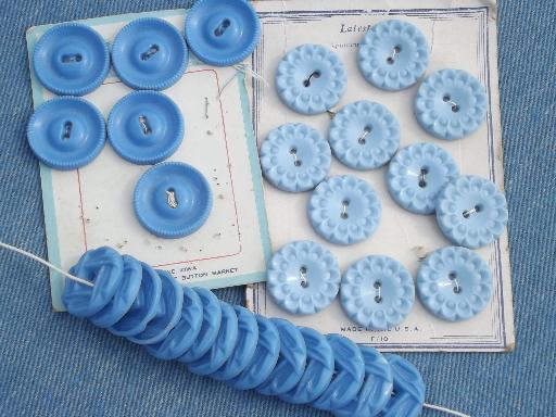 vintage buttons lot, 40s 50s plastic buttons in baby blue, sky blue