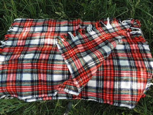 vintage camp / picnic blanket or stadium throw, red tartan plaid