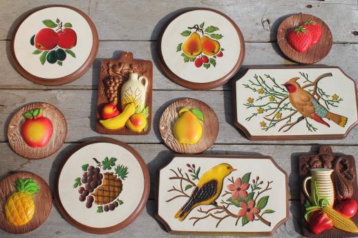 vintage chalkware wall plaques - wood grain kitchen boards & bright fruit, 'carved' birds