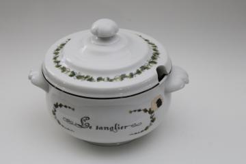 vintage china tureen, French provincial Le sanglier wild boar covered soup bowl, Asta Western Germany