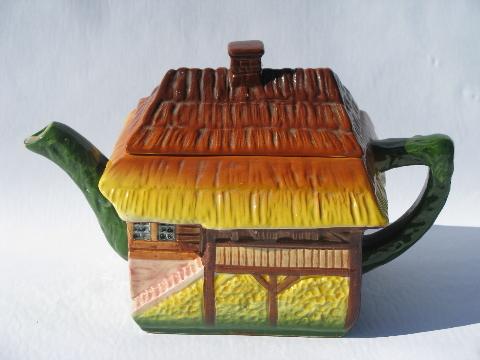 vintage cottageware, old Western Germany thatched cottage teapot
