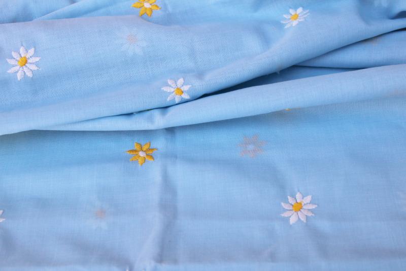 vintage cotton fabric w/ machine embroidery, embroidered daisy flowers on sky blue