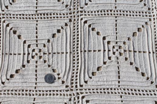 vintage crochet coverlet, handmade white cotton bedspread w/ crochet lace edging