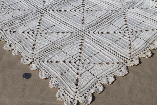 vintage crochet coverlet, handmade white cotton bedspread w/ crochet lace edging