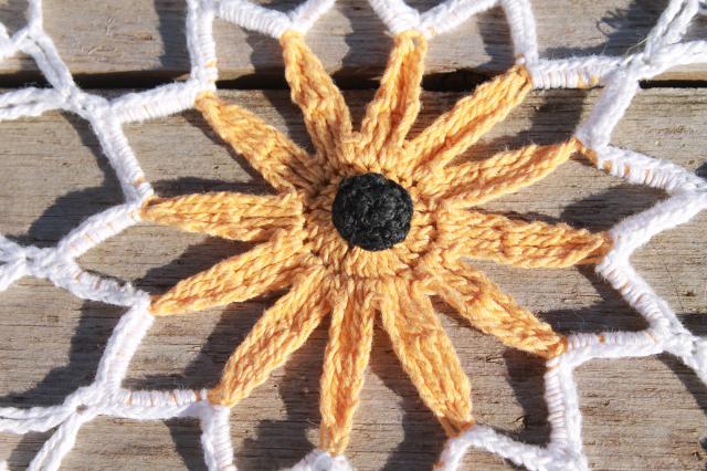 vintage crochet lace flower doily, large table topper w/ lacy black eyed susan flowers