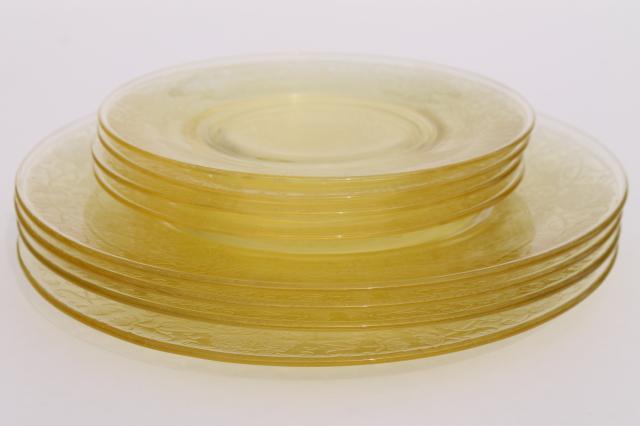 vintage depression glass yellow Hazel Atlas Florentine #2 poppy plates, cups & saucers