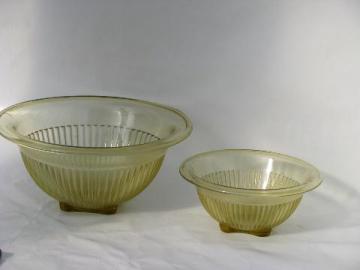 vintage depression yellow kitchen glass nest of mixing bowls