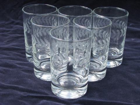 vintage etched laurel wreath pattern pitcher and glasses in two sizes