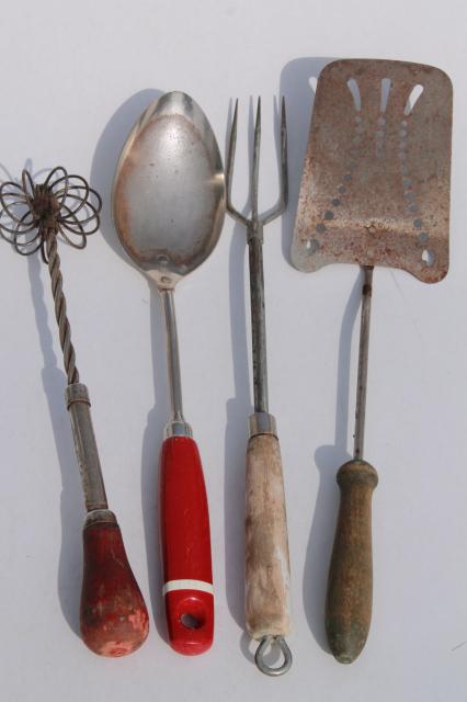vintage farmhouse kitchenware lot, old fashioned grandma's kitchen tools & utensils