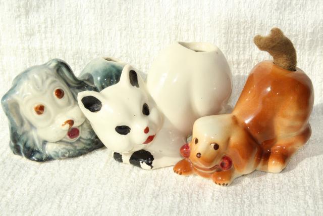 vintage figural pottery dogs & cat w/ pen wipe felt tails, desk pen wipers