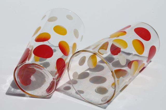vintage glass tumblers, mod dots drinking glasses, orange yellow red ombre polka dot print
