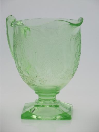vintage green depression glass creamer, horseshoe patttern cream pitcher