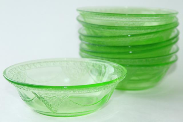 vintage green depression glass plates & bowls, Federal Georgian Lovebirds pattern dishes