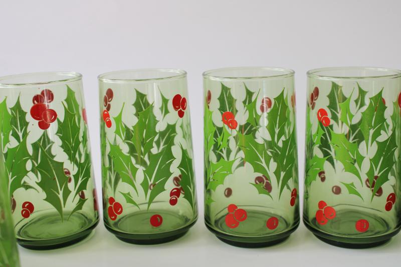 vintage green glass tumblers w/ Christmas holly, retro glassware for holiday table / bar