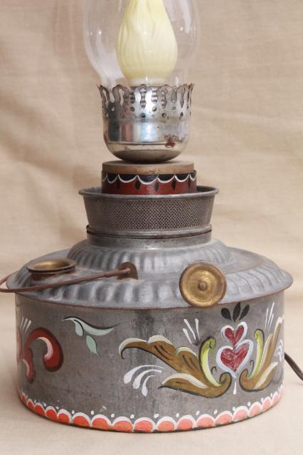 vintage hand painted rosemaling tole tin oil lamp, primitive antique kerosene can light