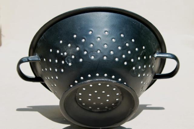 vintage kitchen colander bowl strainer basket w/ primitive old black enamel
