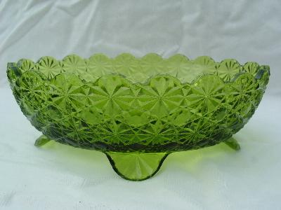vintage lime green glass dish daisy and button