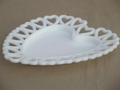 vintage milk glass tray or plate w/ hearts border, Westmoreland heart pattern 