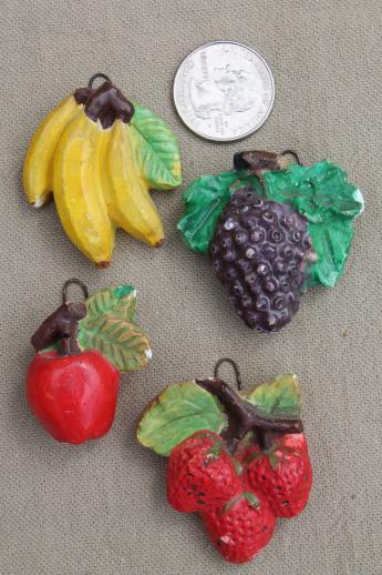 vintage painted chalkware plaques, retro kitchen wall art lot, bright fruit, ducks in a row etc.