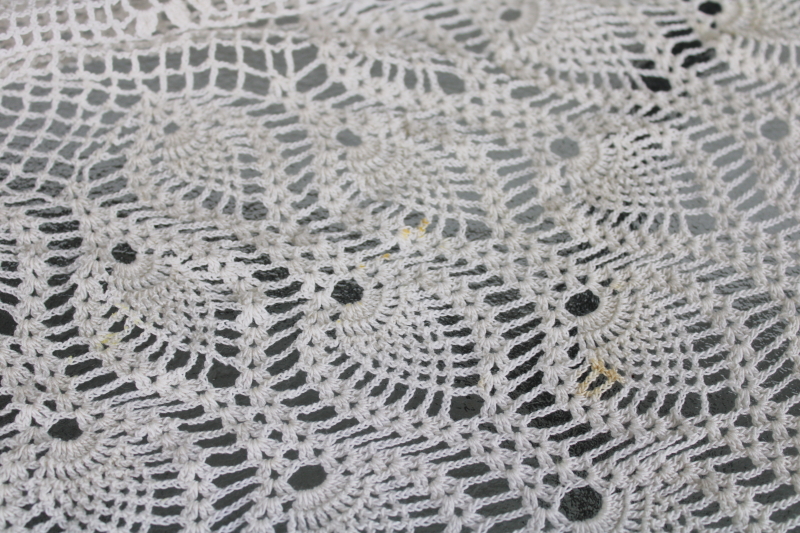 vintage pineapple pattern crochet lace tablecloth, round giant doily table cover